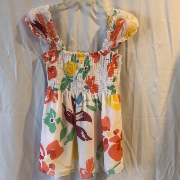 New Guess Smocked floral Cap sleeve chiffon blouse - Picture 1 of 6